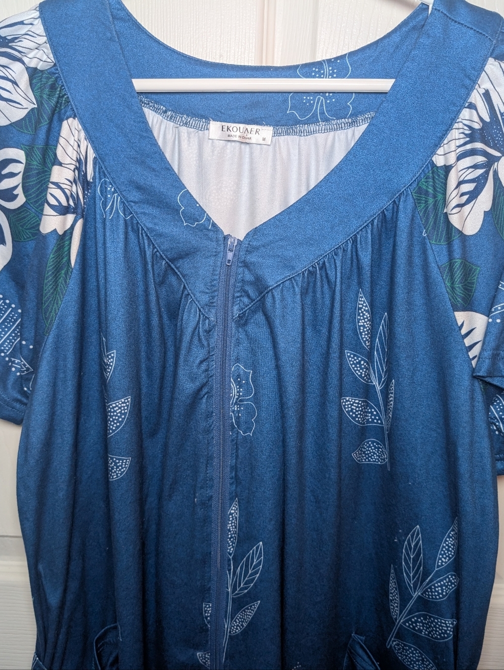 Ekouaer Zip Up Robe House Coat Short Sleeves Womens Size M Hawaiian Floral